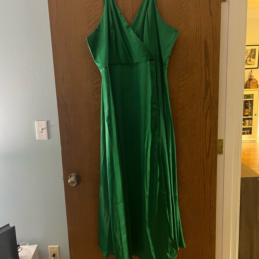 NWT Rebdolls green dress size 3x